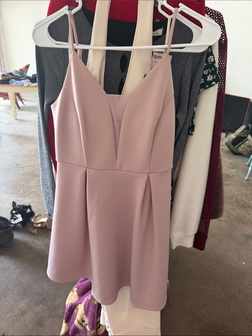 Sleeveless V-Neck Skater Dress in Dusty Pink